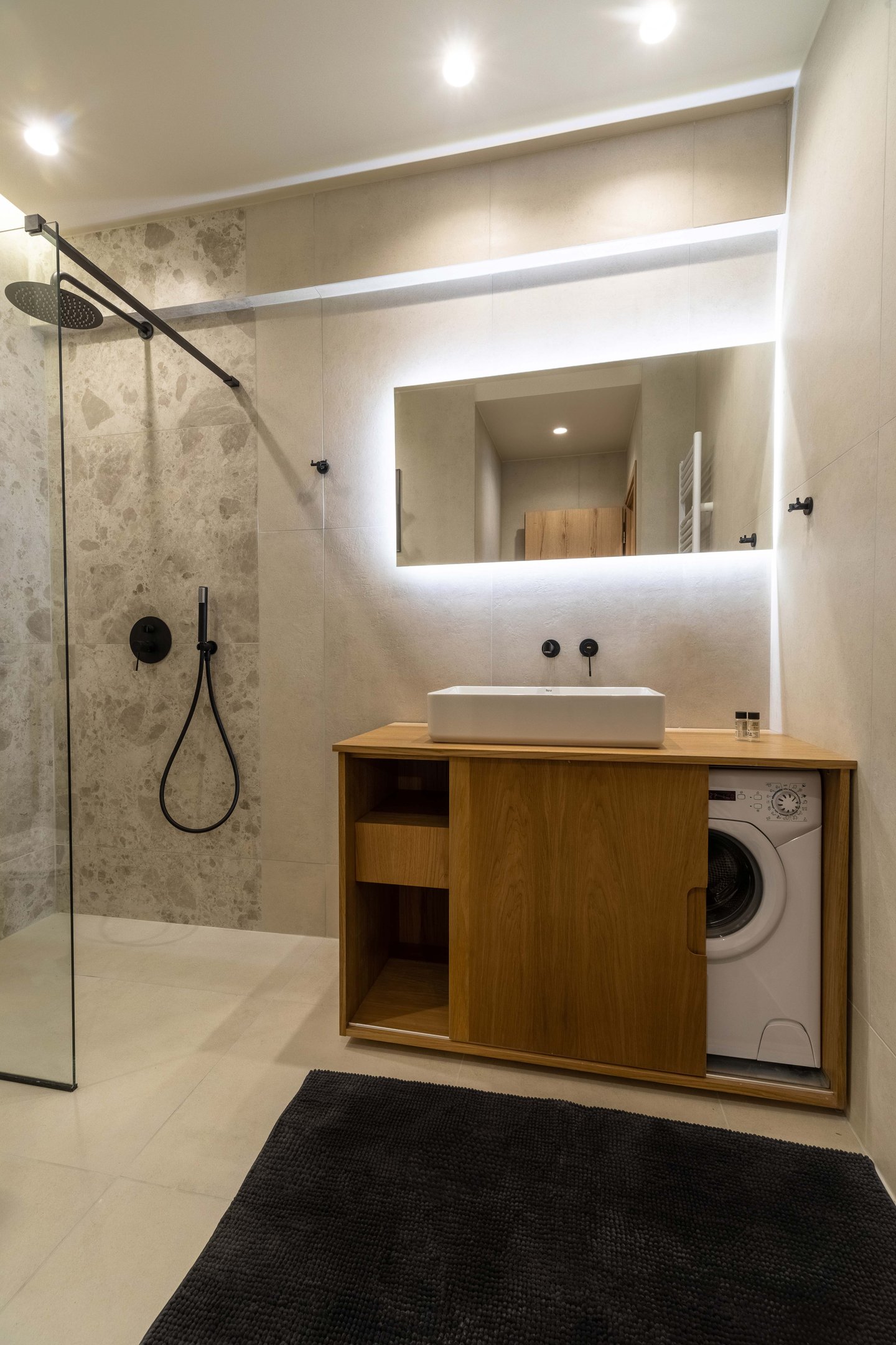 OliveVine 3 interior