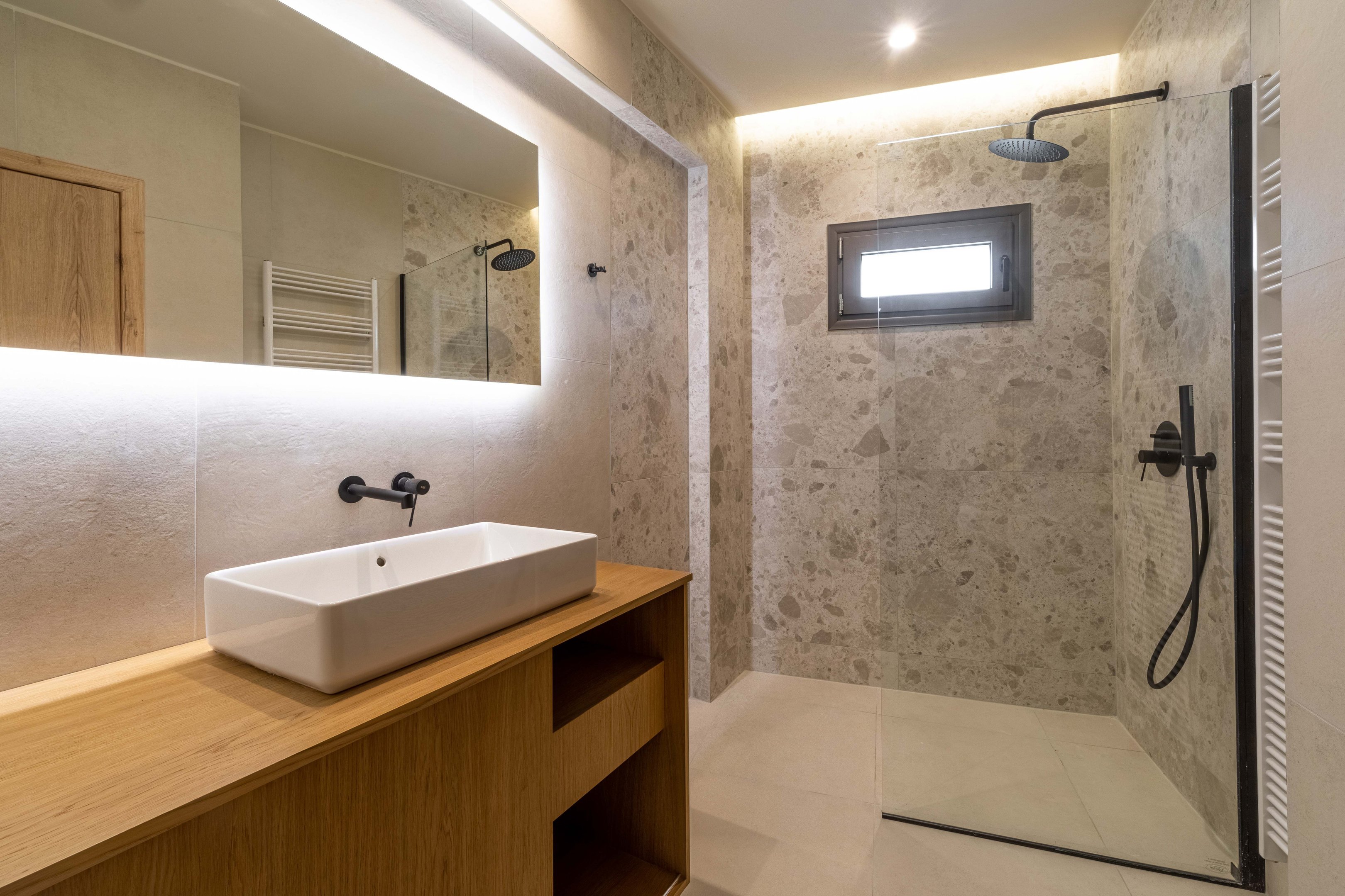 OliveVine 4 interior